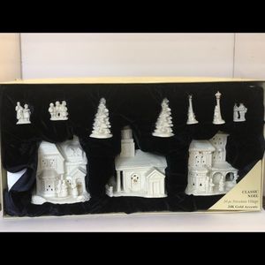 Classic Noel 10 pc Porcelain 24k